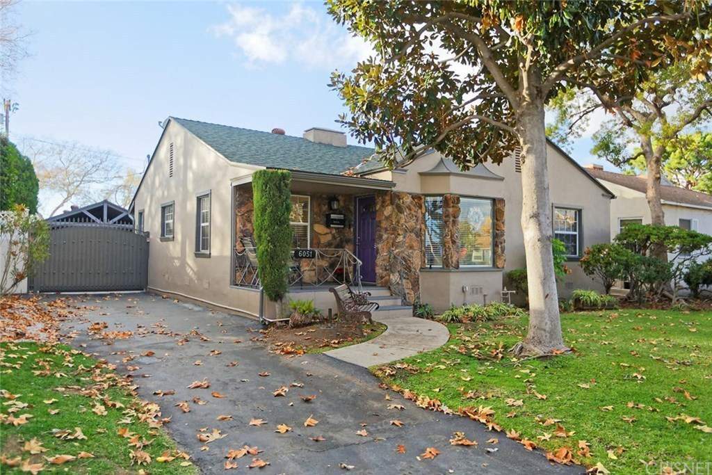 SOLD: 6051 Simpson Ave in North Hollywood